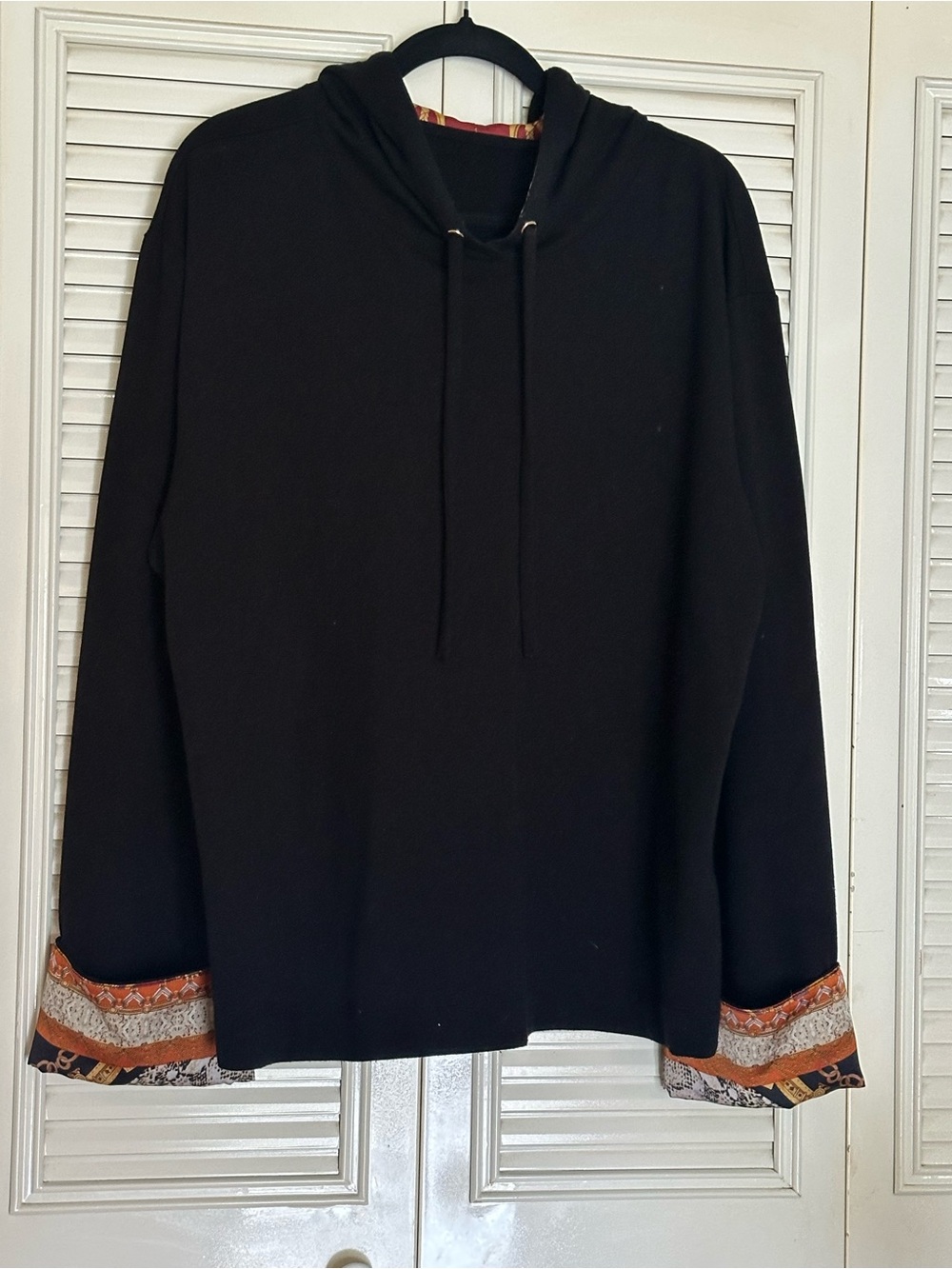 Women's Black Hooded Sweatshirt with Patterned Cuff Detail